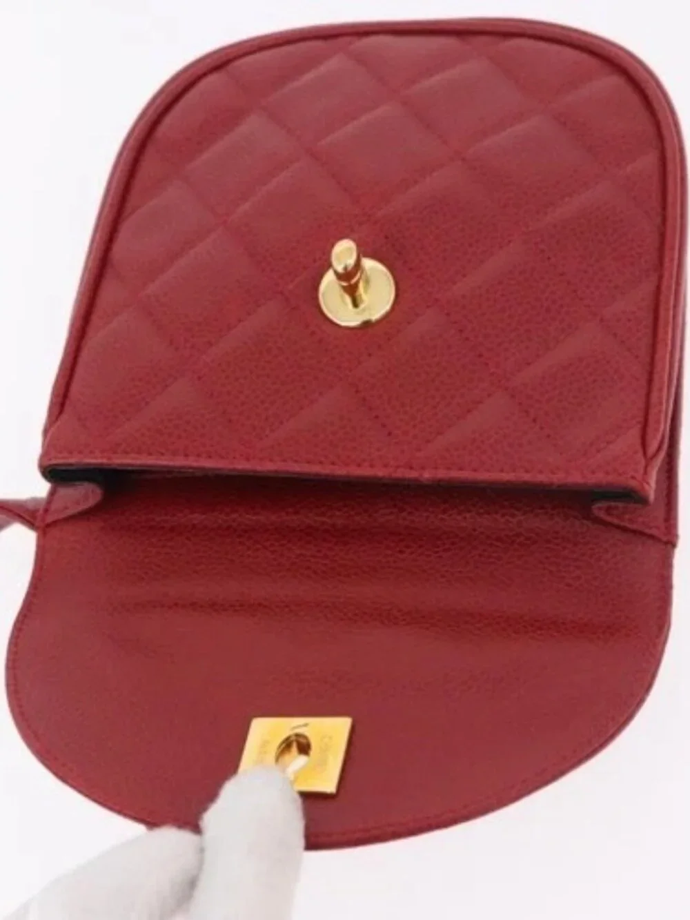 CHANEL Waist bag Grained Calf Skin Red Gold CC Auth 183792V